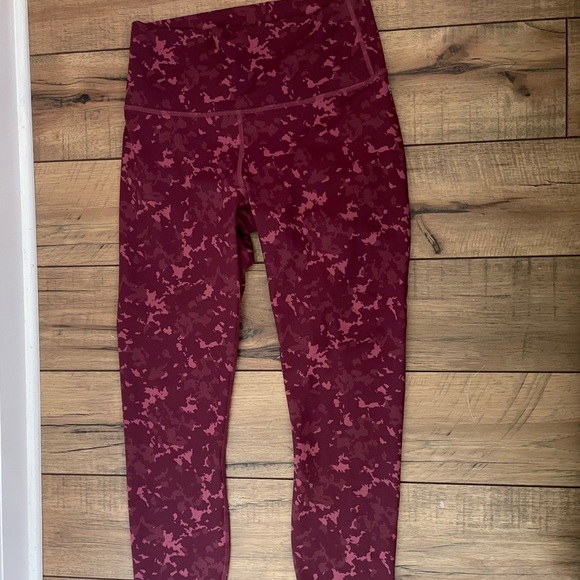 Fabletics High-waisted Printed Powerhold 7/8 XS/4 - Picture 5 of 7